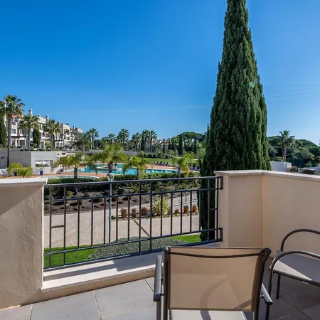 Pine Hills Diadema By Interhome Apartmán *